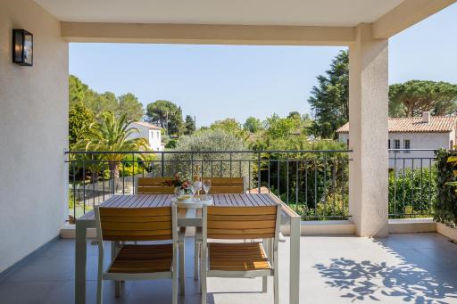 Luxurious and spacious apartment in the heart of the Côte d'Azur - Housity