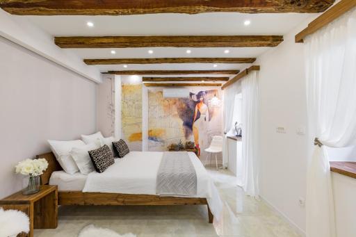 Hani Luxury Rooms - Housity