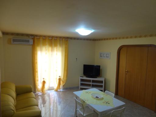 Baciati dal Sole - Appartamento in centro - Housity