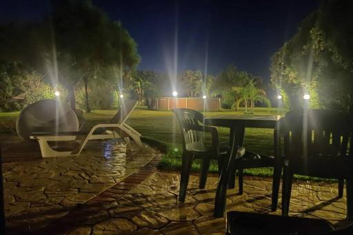 Casa vacanze a 50 mt dal mare con ampio giardino e parcheggio privato - Housity