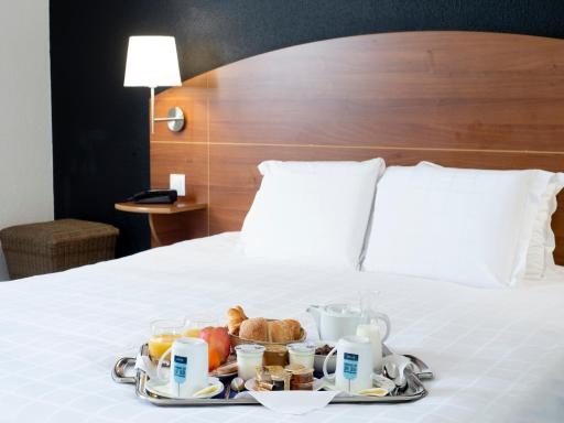 Kyriad Hotel Clermont Ferrand Centre - Housity