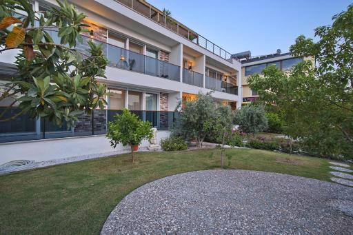 Elia Apartments - Housity