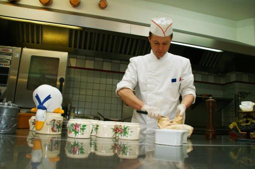 Logis Hôtel - Restaurant Aux Bruyères - Housity