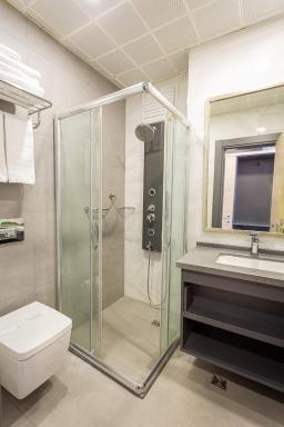 Levor Hotel - Housity