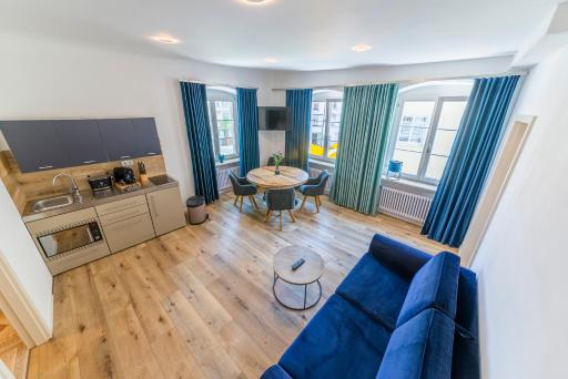 Apartment 9 - Hizvo