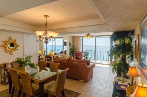 Watercrest 1004 'Neptune's Reef' - Housity