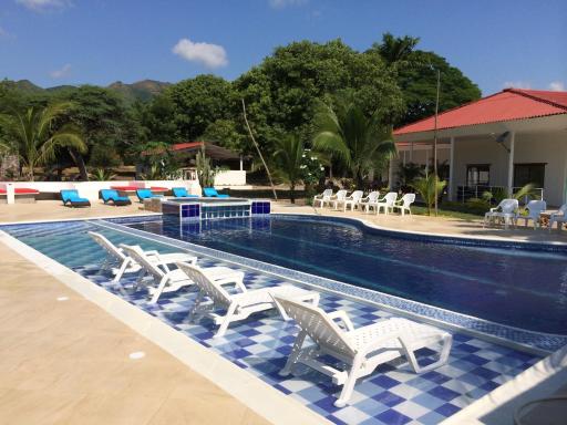 Arizona Ranch Hotel - Housity