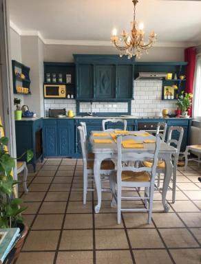 riverside house - Housity