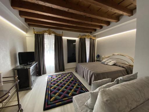 LN HOMES VENICE - San Marco Canal View - Housity