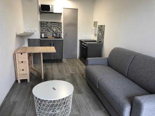 Studio à 50 m de la mer avec parking privatif - Housity
