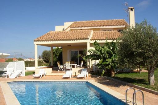 Family Villa, La Manga Club, Los Belones with private pool - Housity