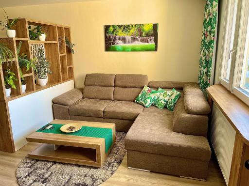 Modern & sunny studio - Housity