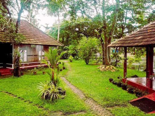 Lovedale Lakeside Homestay - Housity