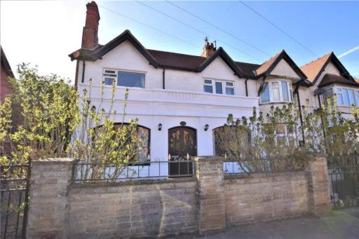 Tudor House, Central Skegness - Housity