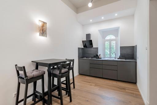 Leo's Colosseum - Private Apartments - Housity
