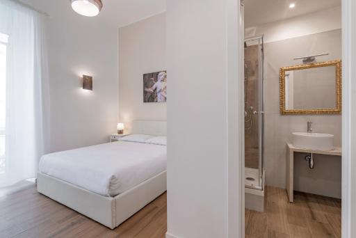 Leo's Colosseum - Private Apartments - Housity