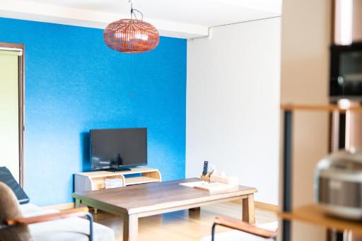 Zaimoku TABI-NE - Housity