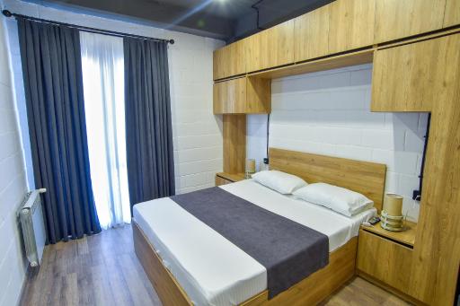 Liliana's Apartments - Housity