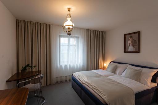 Hotel Zámeček Pod Hradem Starý Jičín 111 - Housity