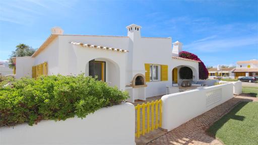 Vila Chez Lee, 219 Aldeia do Golf-CleverDetails - Sleeps 6, quiet area - Housity