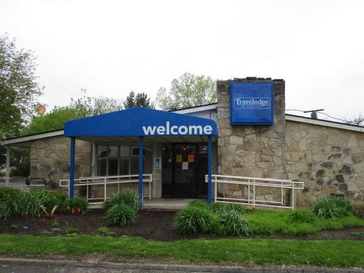 Travelodge by Wyndham Lansing - Housity