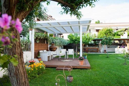 Aristea's House - Housity
