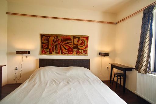 Dolina House- Village Retreat - Housity