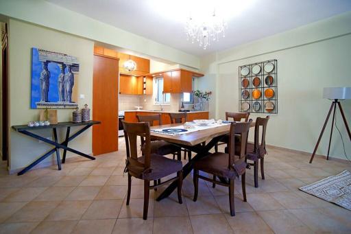 Royal Blu - Housity