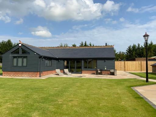 Little Oak Lodge - Housity