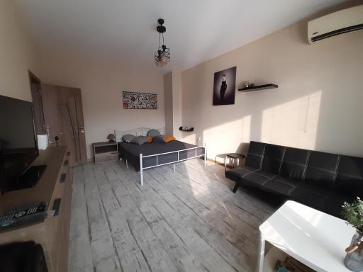 Lefterov's Guests Suite - Housity