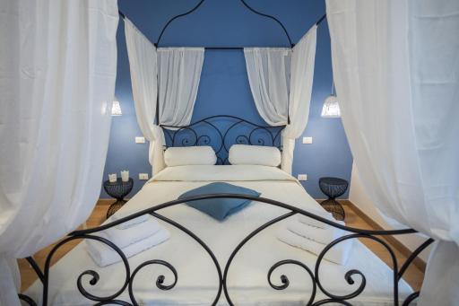 EXCLUSIVE ROOMS - Housity