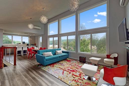 Ridgeway Lake House - Housity