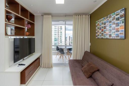 WB2105 Lindo Studio com vista para o Parque Vaca Brava - Housity