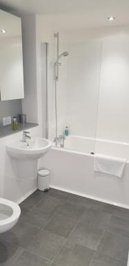 Quay Apartments Exchange Quay - Housity