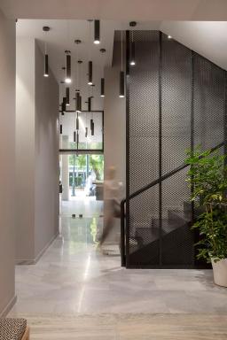 Thisean Modern Suites By Athens Stay - Housity