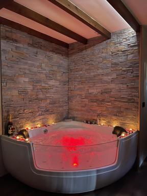 La Era de Lario habitación con Jacuzzi - Housity