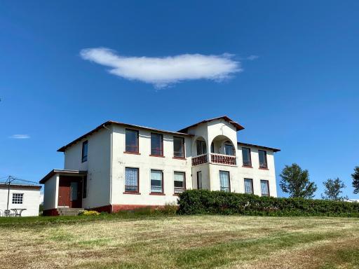 Syðstibær Guesthouse - Housity