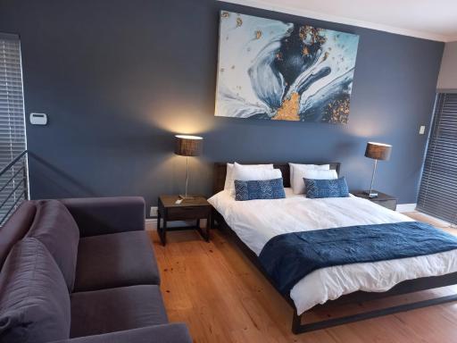 Port Elizabeth - Harbour Executive Loft Apartment - Housity