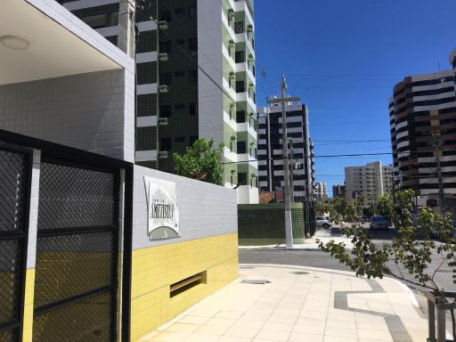 Quarto e Sala a 5 minutos da praia - Housity