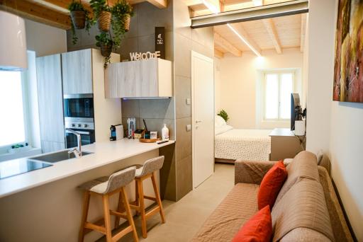 ComoLakeHouse - Housity