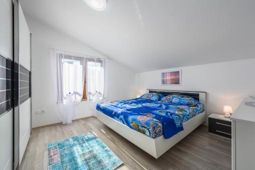 PHAROS house with apartment - Housity