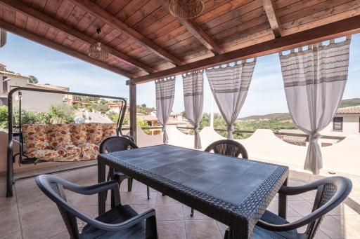 CASA DEL SOLE splendida casa con terrazza vista mare - Housity