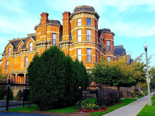 The Inn at 97 Winder - Housity