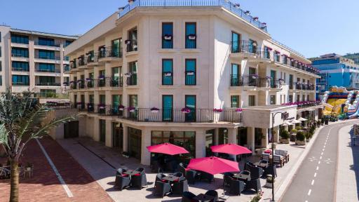 Hotel Mistral - Housity