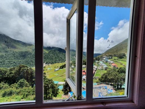 Valley View Lodge - Pangboche - Housity