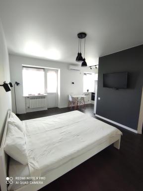 White Apartment - Housity