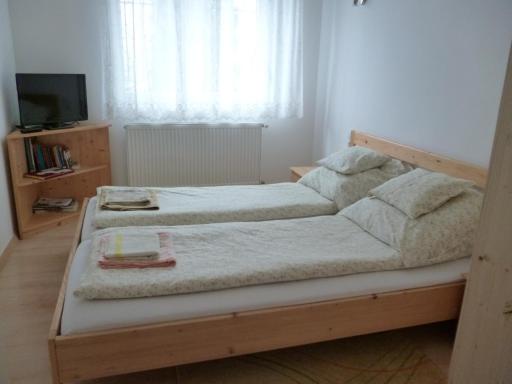 Keresztmama Háza - Housity