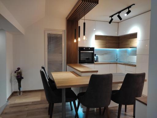 Sky Luxury - Housity