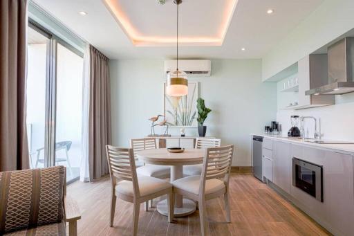 ll Lago at Juanillo Beach - Housity