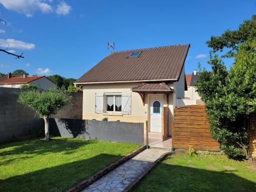 F2 duplex standing de 35 m2 à 3 min du canal de l'ourcq - Housity